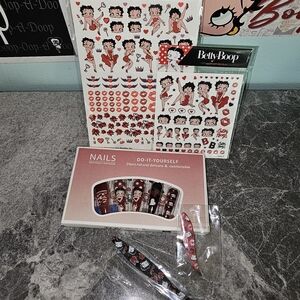 ●●□SALE●●● BETTY BOOP Nail Art Collection BUNDLE